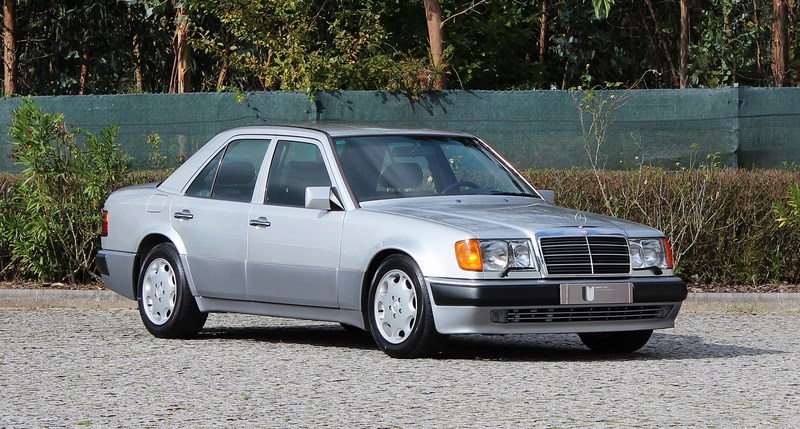 1992 Mercedes Benz W124 500E